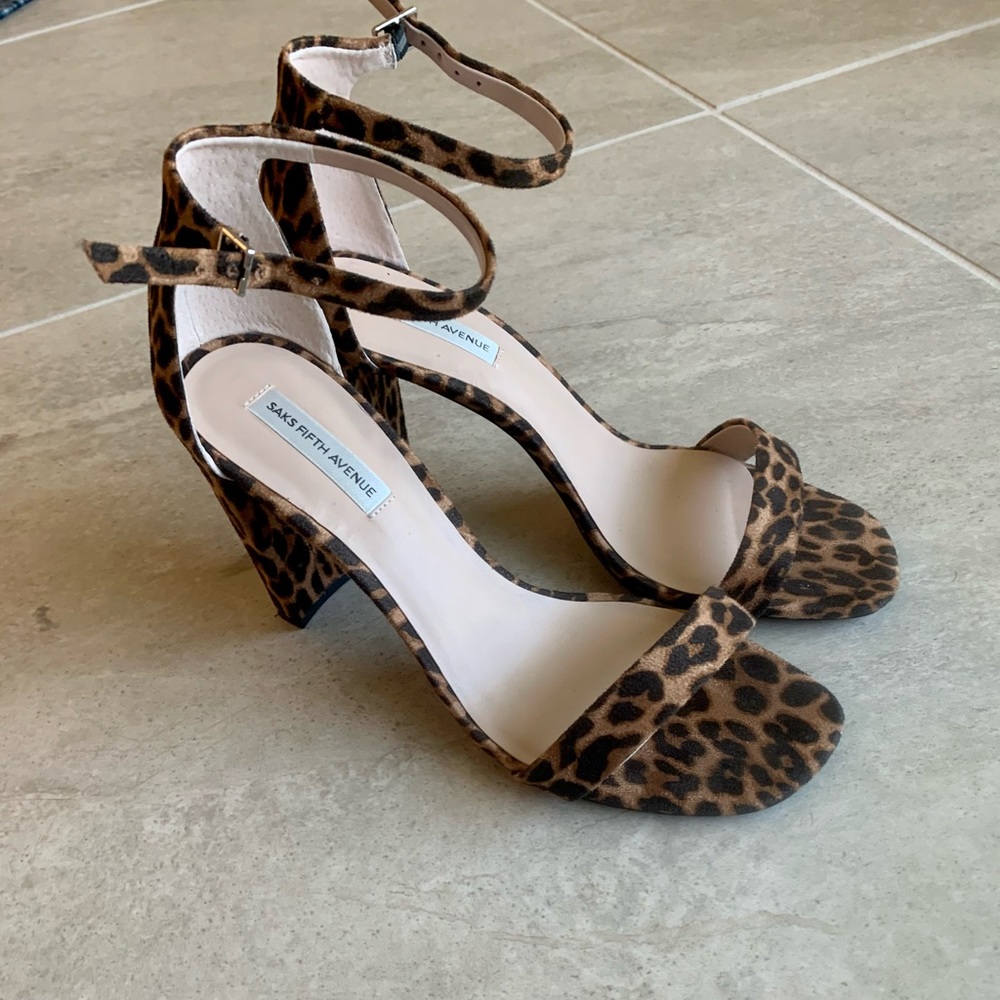 SOLD Saks Fifth Avenue Leopard Print Heels Size 8